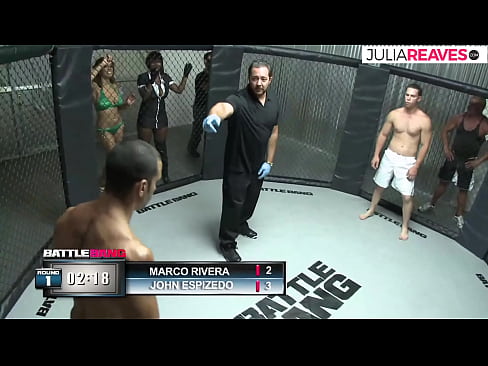 ❤️ Ultimate Fighter fode unha rapaza número xusto despois dunha pelexa no ring Vídeo de puta  en nós ❌️