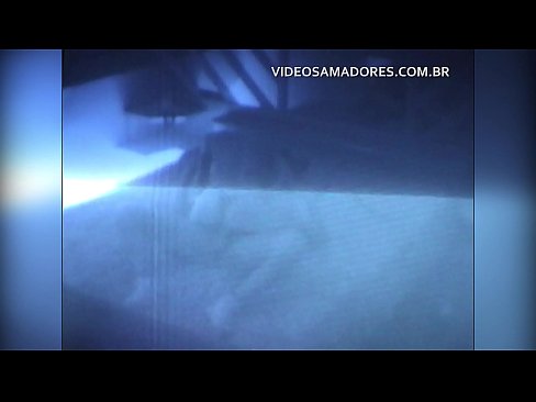 ❤️ O marido filma á muller follando co veciño e descobre que é un cornudo Vídeo de puta  en nós ❌️